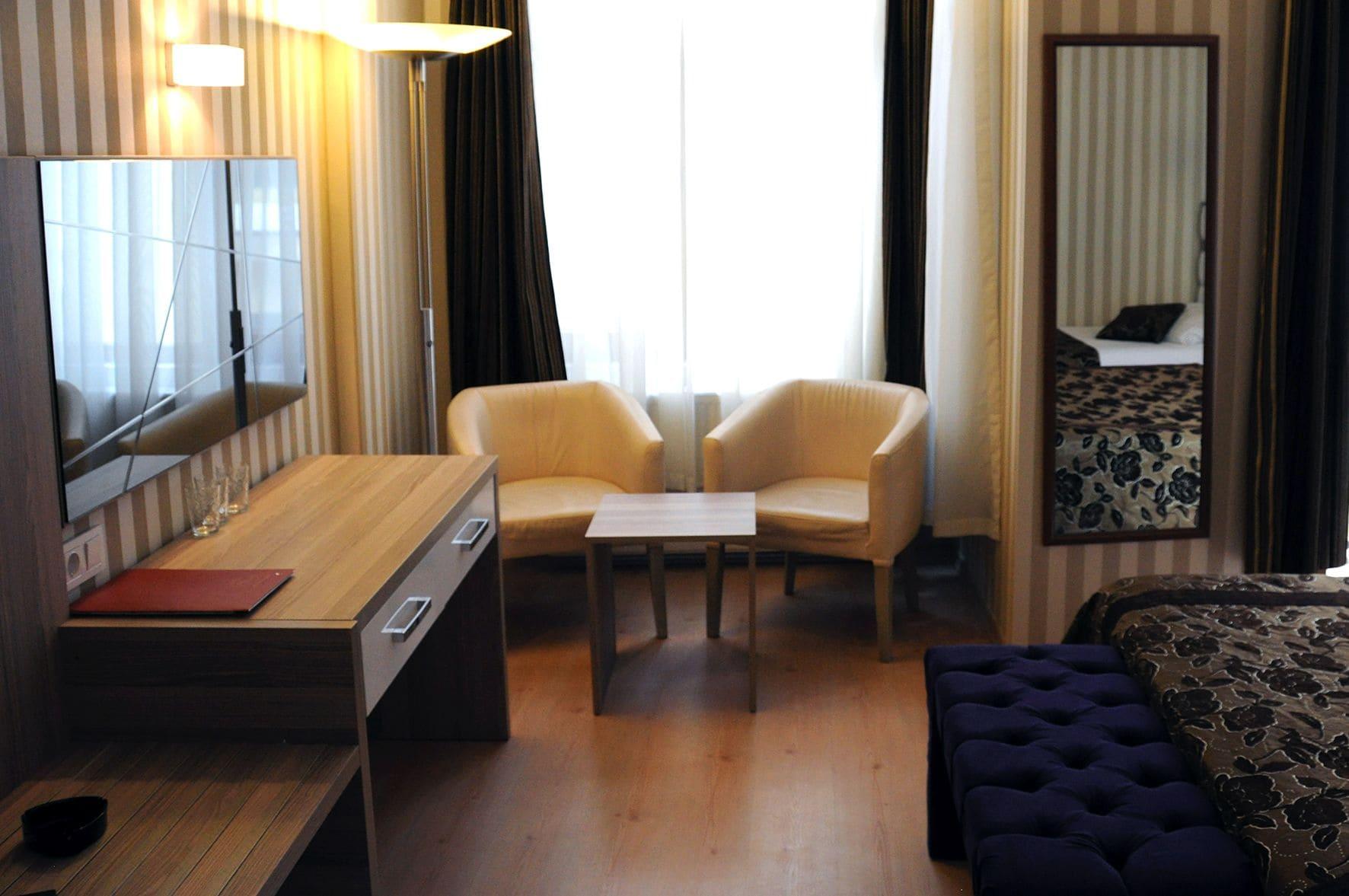Nil Hotel Istanbul Exterior foto