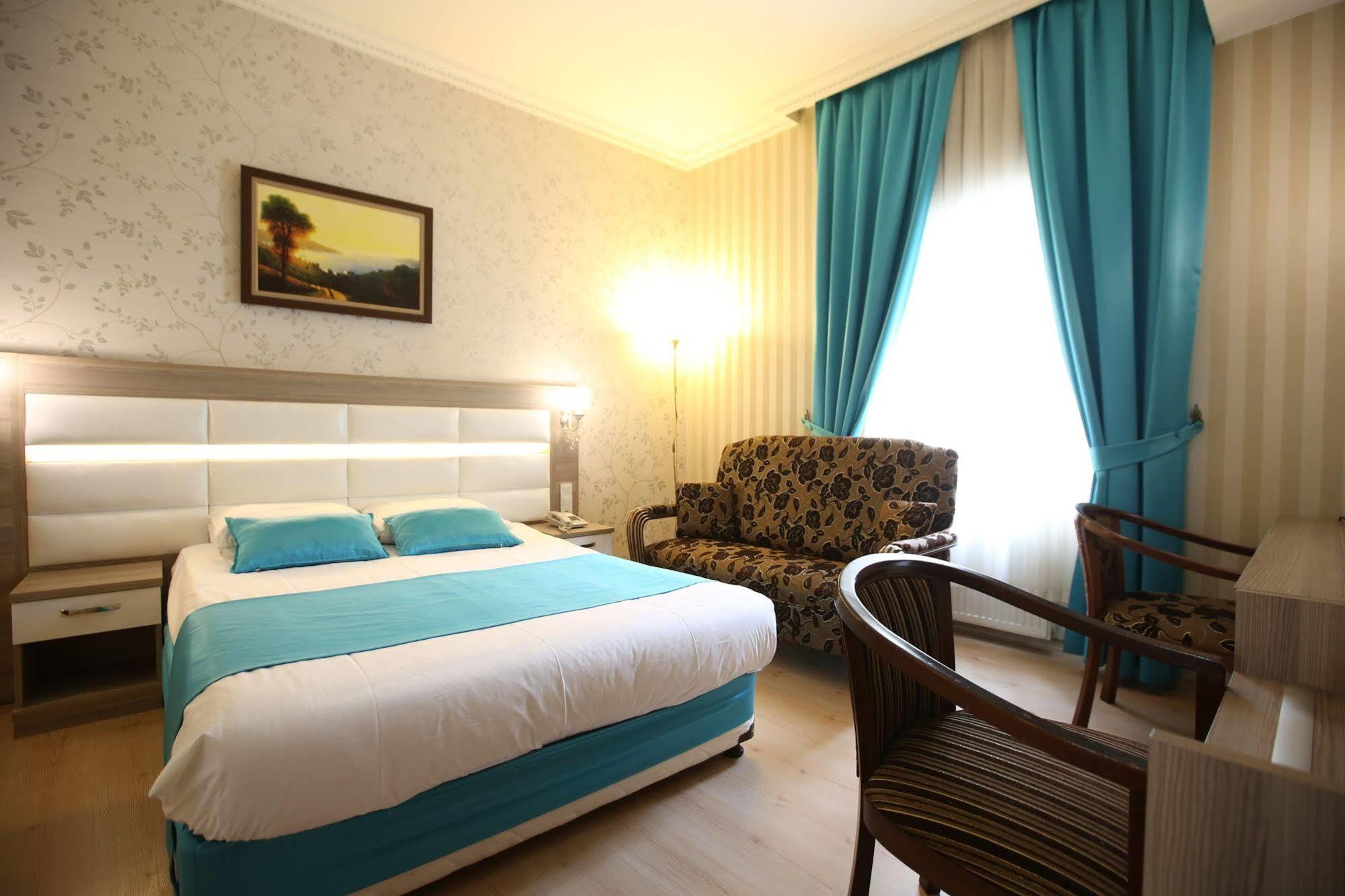 Nil Hotel Istanbul Exterior foto
